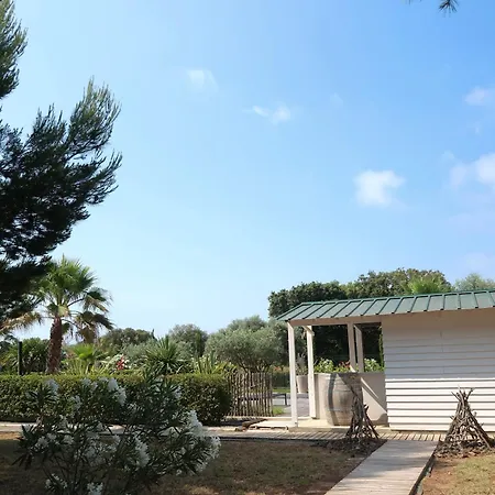بيت ضيافة Les Saint Pierre 3*