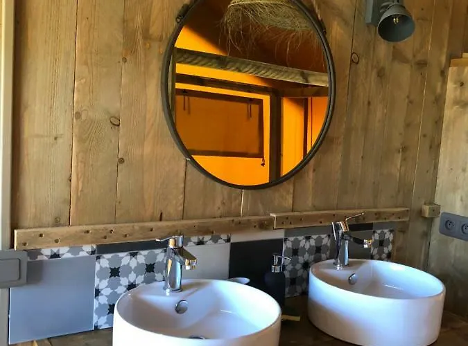 Les Saint Pierre 阿格德